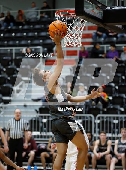 Thumbnail 2 in Edmond Memorial @ Mustang photogallery.