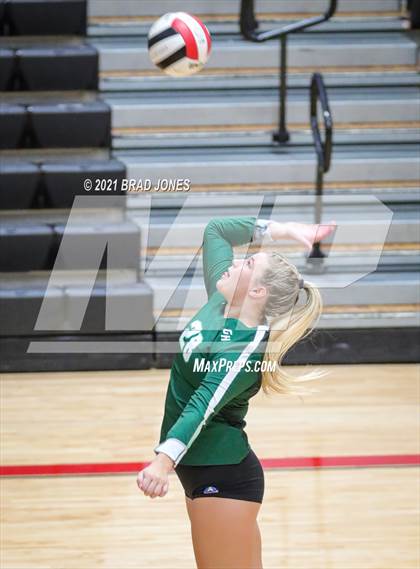 Thumbnail 3 in Green Hill @ Ravenwood photogallery.