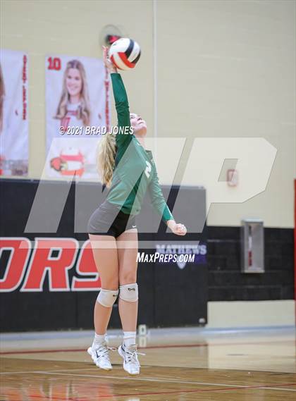 Thumbnail 3 in Green Hill @ Ravenwood photogallery.