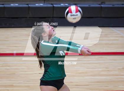 Thumbnail 3 in Green Hill @ Ravenwood photogallery.