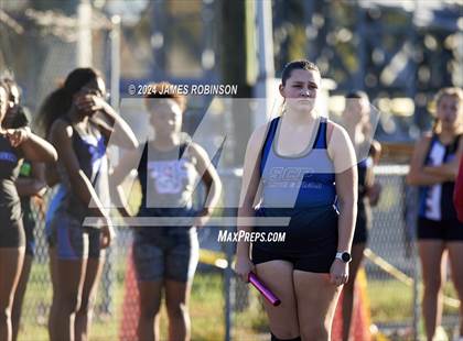 Thumbnail 3 in Stanton Invitational (4 x 800 Relay) photogallery.