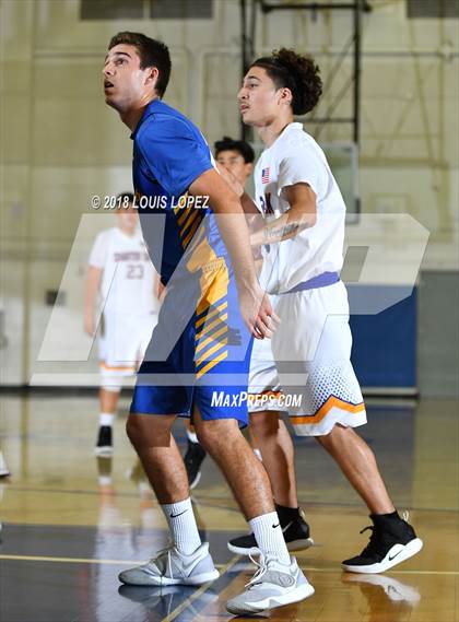 Thumbnail 1 in San Dimas @ Charter Oak photogallery.