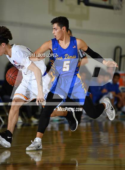 Thumbnail 2 in San Dimas @ Charter Oak photogallery.