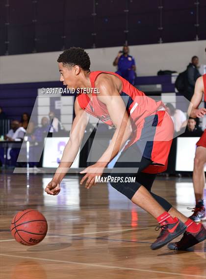 Thumbnail 1 in Pleasant Grove vs. Washington (St. Hope Elite Classic) photogallery.