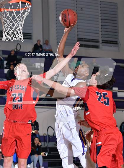 Thumbnail 2 in Pleasant Grove vs. Washington (St. Hope Elite Classic) photogallery.