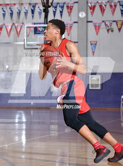 Thumbnail 1 in Pleasant Grove vs. Washington (St. Hope Elite Classic) photogallery.