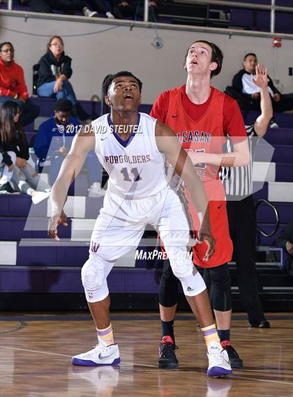 Thumbnail 1 in Pleasant Grove vs. Washington (St. Hope Elite Classic) photogallery.