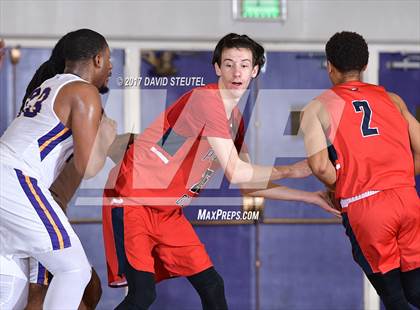 Thumbnail 3 in Pleasant Grove vs. Washington (St. Hope Elite Classic) photogallery.