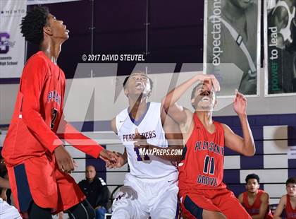 Thumbnail 1 in Pleasant Grove vs. Washington (St. Hope Elite Classic) photogallery.
