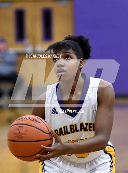 Thumbnail 1 in Durango vs Sierra Vista photogallery.