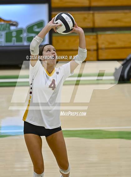 Thumbnail 1 in McCutcheon @ Yorktown  photogallery.