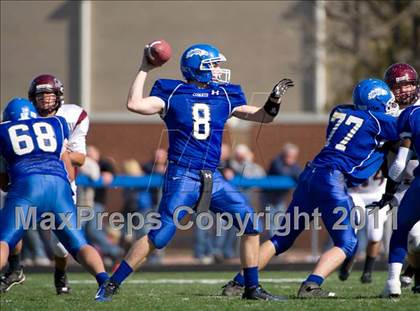 Thumbnail 3 in Greenville vs. Robinson photogallery.