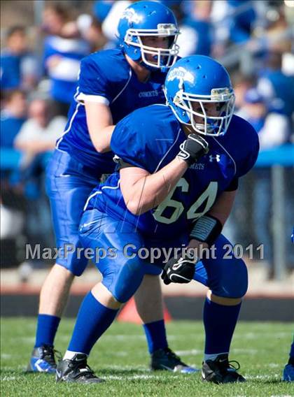 Thumbnail 1 in Greenville vs. Robinson photogallery.