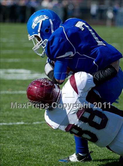 Thumbnail 3 in Greenville vs. Robinson photogallery.