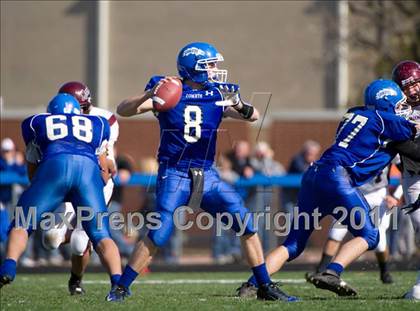 Thumbnail 2 in Greenville vs. Robinson photogallery.