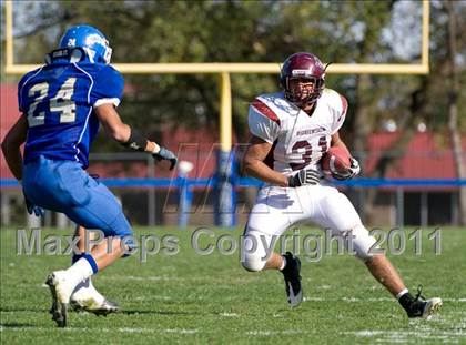 Thumbnail 2 in Greenville vs. Robinson photogallery.