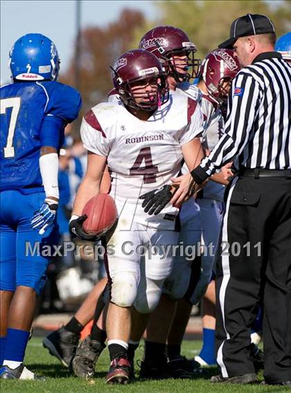 Thumbnail 1 in Greenville vs. Robinson photogallery.