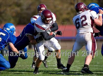 Thumbnail 2 in Greenville vs. Robinson photogallery.