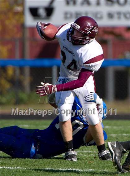 Thumbnail 3 in Greenville vs. Robinson photogallery.