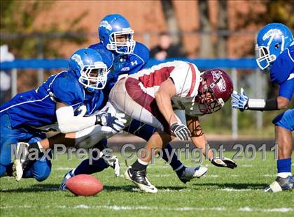 Thumbnail 1 in Greenville vs. Robinson photogallery.