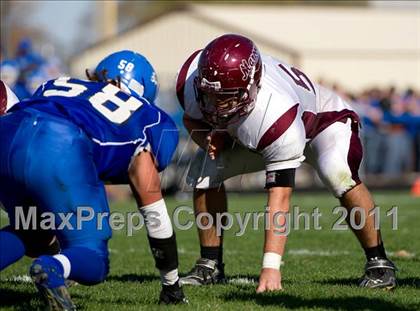 Thumbnail 2 in Greenville vs. Robinson photogallery.