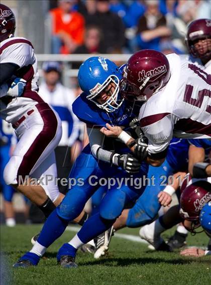Thumbnail 2 in Greenville vs. Robinson photogallery.