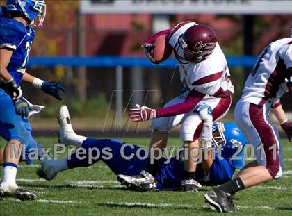 Thumbnail 1 in Greenville vs. Robinson photogallery.