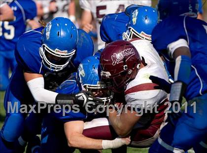 Thumbnail 1 in Greenville vs. Robinson photogallery.