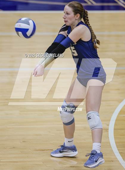 Thumbnail 2 in Pope vs. River Ridge (Region 6AAAAA Championship) photogallery.