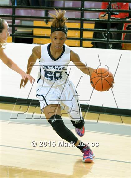 Thumbnail 2 in Southwest DeKalb vs. St. Mary's (Nike Tournament of Champions) photogallery.