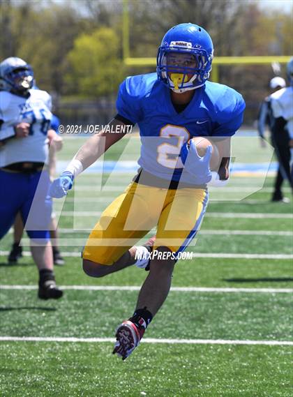 Thumbnail 1 in Newfane @ Cleveland Hill photogallery.