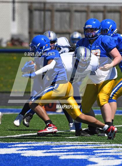 Thumbnail 1 in Newfane @ Cleveland Hill photogallery.