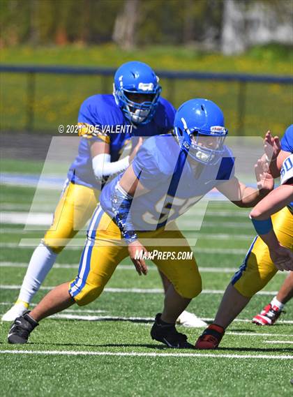 Thumbnail 3 in Newfane @ Cleveland Hill photogallery.