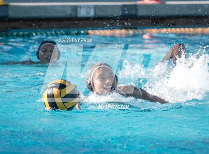 Thumbnail 1 in JV: Orange Lutheran @ Servite photogallery.