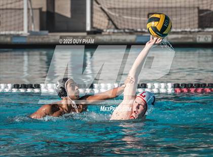 Thumbnail 3 in JV: Orange Lutheran @ Servite photogallery.