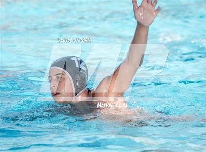 Thumbnail 2 in JV: Orange Lutheran @ Servite photogallery.
