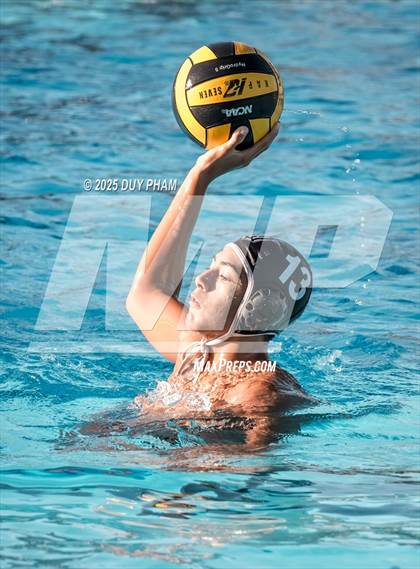 Thumbnail 1 in JV: Orange Lutheran @ Servite photogallery.