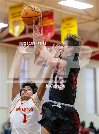 Thumbnail 2 in Murray @ Judge Memorial photogallery.