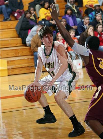 Thumbnail 3 in Vestal vs. Mt. Vernon (Regional Class AA Semifinal) photogallery.