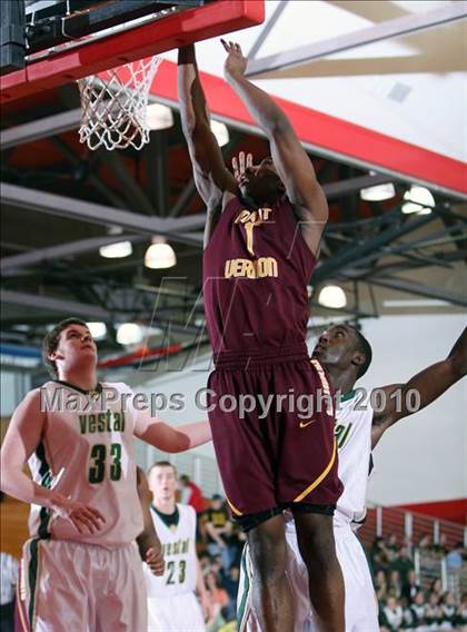 Thumbnail 1 in Vestal vs. Mt. Vernon (Regional Class AA Semifinal) photogallery.