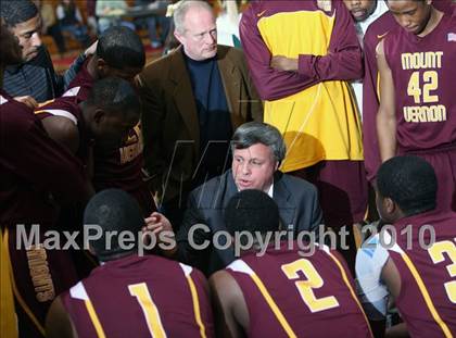Thumbnail 2 in Vestal vs. Mt. Vernon (Regional Class AA Semifinal) photogallery.
