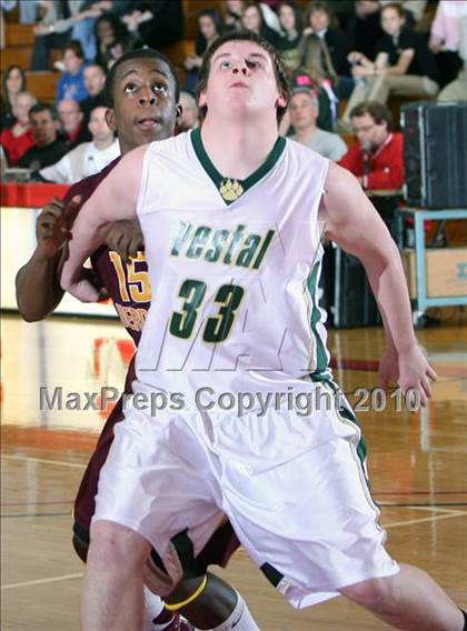 Thumbnail 2 in Vestal vs. Mt. Vernon (Regional Class AA Semifinal) photogallery.
