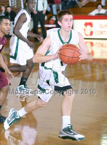 Thumbnail 3 in Vestal vs. Mt. Vernon (Regional Class AA Semifinal) photogallery.