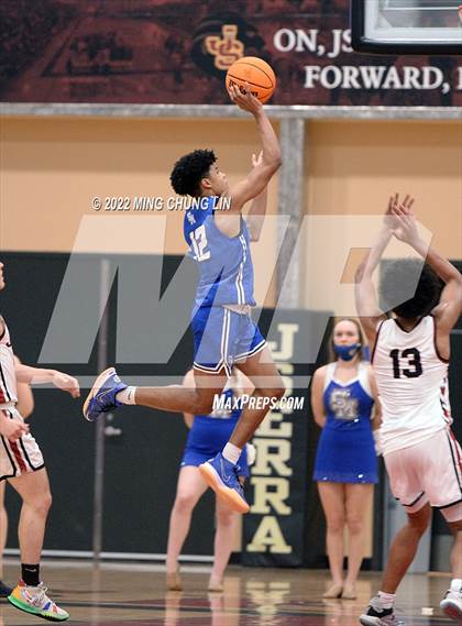 Thumbnail 2 in Santa Margarita @ JSerra Catholic photogallery.