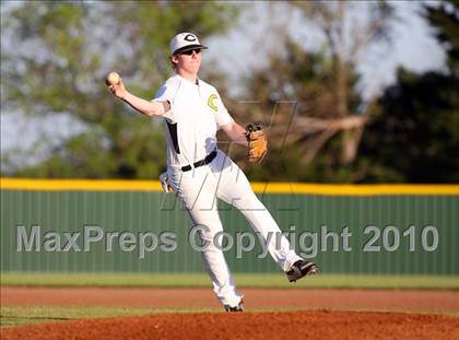 Thumbnail 3 in Kaufman @ Crandall photogallery.