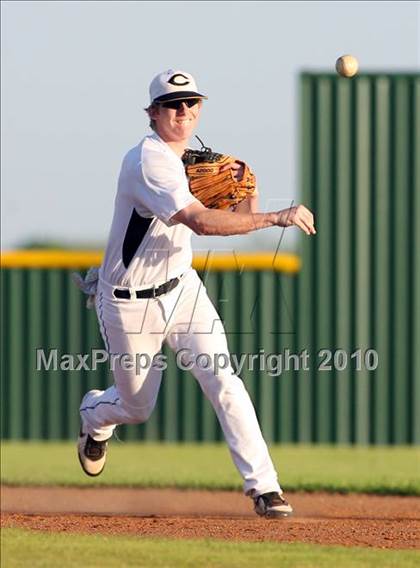 Thumbnail 2 in Kaufman @ Crandall photogallery.