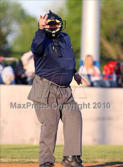 Thumbnail 3 in Kaufman @ Crandall photogallery.