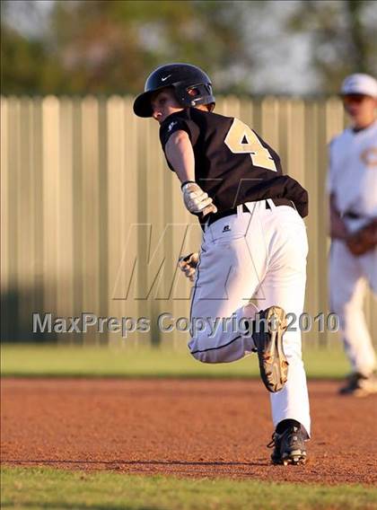 Thumbnail 3 in Kaufman @ Crandall photogallery.