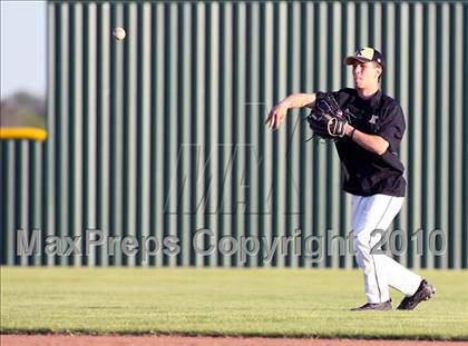 Thumbnail 3 in Kaufman @ Crandall photogallery.