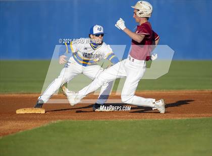 Thumbnail 3 in E.D. White @ Vandebilt (Scrimmage) photogallery.